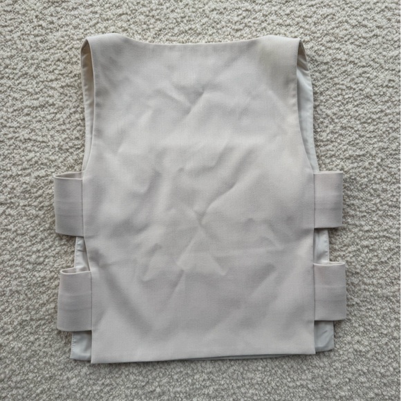 ba&sh Ivory Branded Top with Subtle Logo - Picture 2 of 4